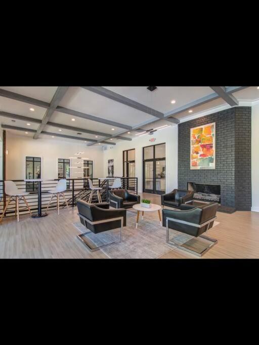 Luxury Midtown Oasis Near Atlantic Station Free Onsite Parking! Appartamento *